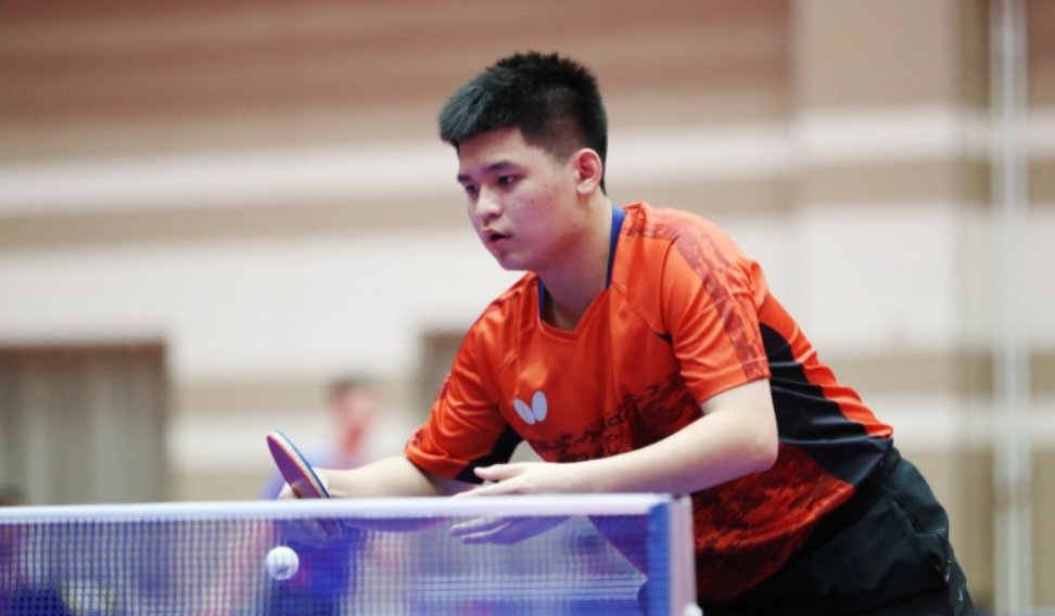 续两个赛季 续两个赛季