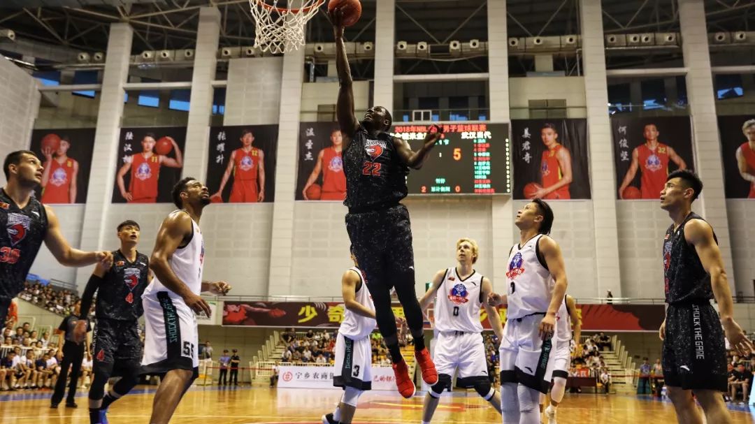 [德甲]主场优势变“忧”势 德甲连续两轮主队不胜